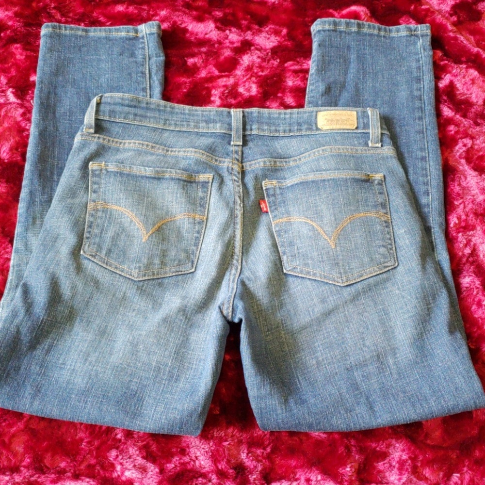 Levi's Mid Rise Skinny Jean's
